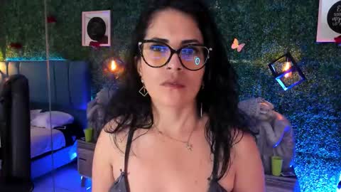 Snapshot of linagh chatting on 13, 2, 2026 Lina online show from 13, 2, 2026