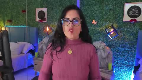 Snapshot of linagh chatting on 19, 2, 2026 Lina online show from 19, 2, 2026