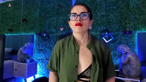 Snapshot of linagh chatting on 18, 7, 2026 Lina online show from 18, 7, 2026