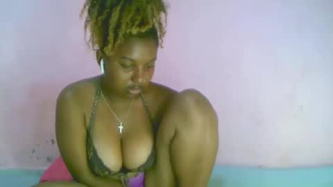 linah1123 online show from 3, 10, 2025