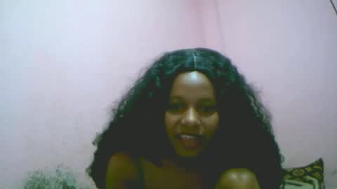 Snapshot of linah1123 chatting on 19, 12, 2025 linah1123 online show from 19, 12, 2025