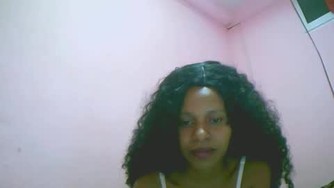 Snapshot of linah1123 chatting on 22, 12, 2025 linah1123 online show from 22, 12, 2025