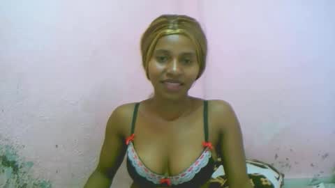 Snapshot of linah1123 chatting on 7, 1, 2026 linah1123 online show from 7, 1, 2026