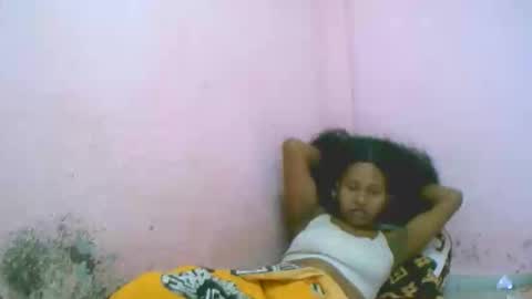 Snapshot of linah1123 chatting on 13, 1, 2026 linah1123 online show from 13, 1, 2026