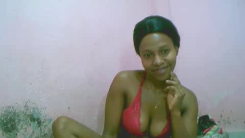 Snapshot of linah1123 chatting on 2, 2, 2026 linah1123 online show from 2, 2, 2026