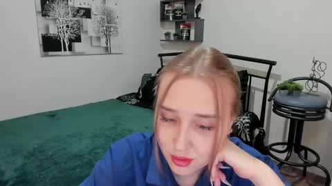 Snapshot of linatruly chatting on 4, 3, 2025 Lina online show from 4, 3, 2025