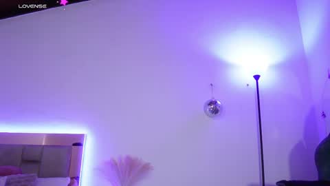 Lincy Rios  online show from 23, 9, 2025