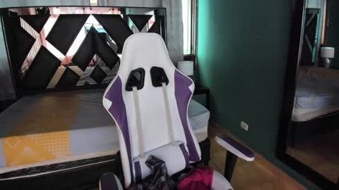  Linda  online show from 3, 2, 2025