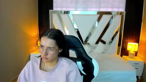  Linda  online show from 9, 11, 2025