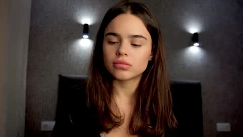 Snapshot of linda_clarsss chatting on 27, 10, 2025 Linda online show from 27, 10, 2025