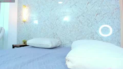 Snapshot of linda_cooper_ chatting on 27, 5, 2026 LINDA online show from 27, 5, 2026