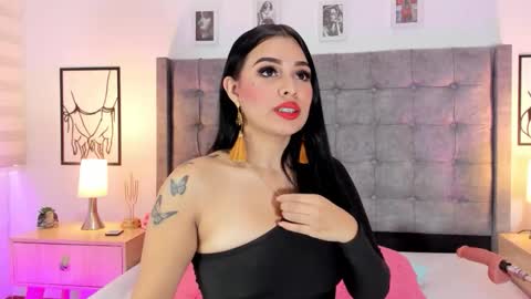 Linda Fosterr online show from 5, 1, 2026