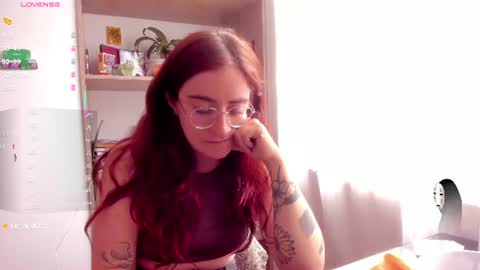 Snapshot of linda_giggle chatting on 1, 7, 2026 Giggles online show from 1, 7, 2026