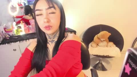 Snapshot of linda_milleer_ chatting on 23, 4, 2026 Lindaa maria online show from 23, 4, 2026