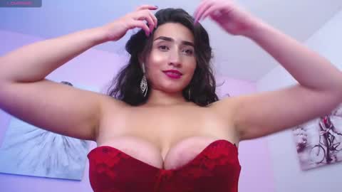Maria Paula online show from 13, 2, 2025