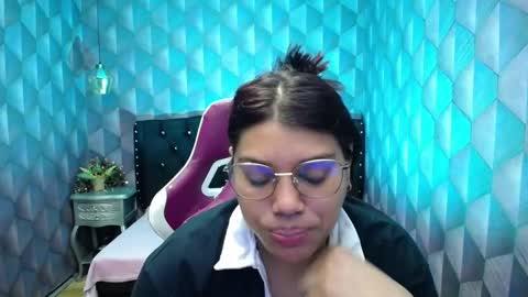    online show from 27, 12, 2024