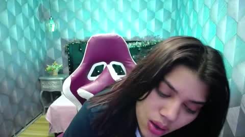    online show from 5, 1, 2025