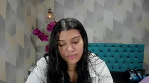    online show from 29, 10, 2025