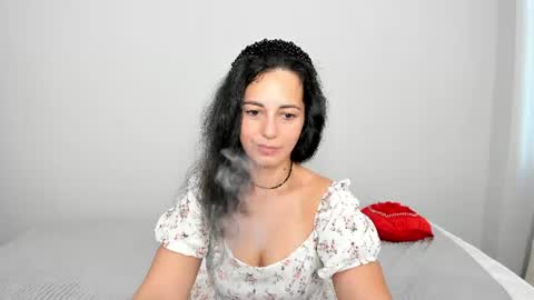 Snapshot of lindainsatiable chatting on 14, 6, 2026 Linda online show from 14, 6, 2026