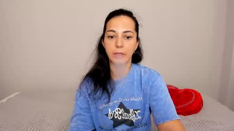 Snapshot of lindainsatiable chatting on 15, 6, 2026 Linda online show from 15, 6, 2026