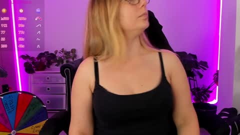 Linda  --  online show from 26, 1, 2025