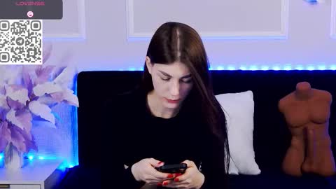 Snapshot of lindsay_cutie chatting on 14, 1, 2026 lindsay_cutie online show from 14, 1, 2026