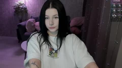 Lina online show from 4, 2, 2026