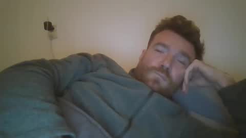 Snapshot of linguistixx333 chatting on 8, 1, 2026 linguistixx333 online show from 8, 1, 2026