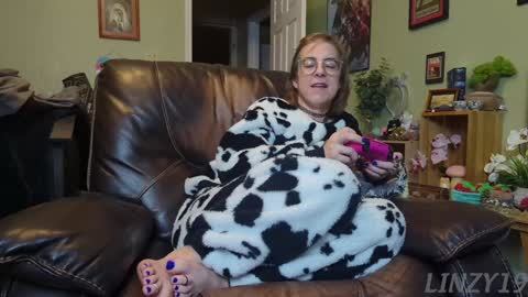 Snapshot of linzy19 chatting on 22, 1, 2025 Linzy19 online show from 22, 1, 2025