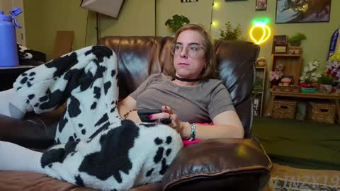 Snapshot of linzy19 chatting on 31, 1, 2025 Linzy19 online show from 31, 1, 2025