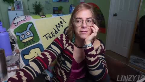 Snapshot of linzy19 chatting on 2, 2, 2025 Linzy19 online show from 2, 2, 2025