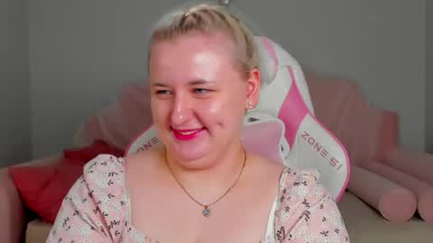 LioraArdyn online show from 16, 4, 2026