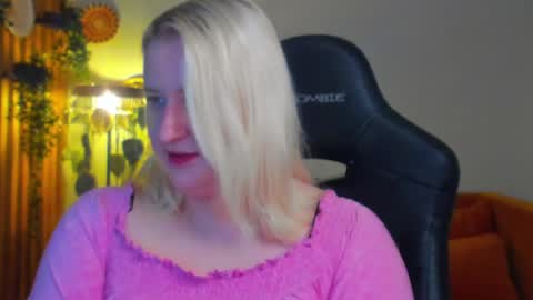 LioraArdyn online show from 29, 4, 2026