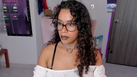 Snapshot of lips_sarasofia chatting on 1, 2, 2025 lips_sarasofia online show from 1, 2, 2025