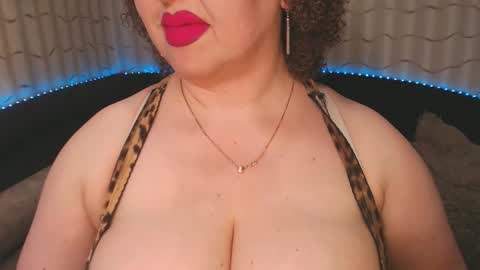 Snapshot of lipsaddiction chatting on 7, 12, 2024 LIpsAddiction online show from 7, 12, 2024