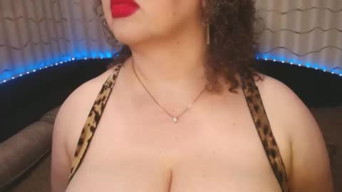 Snapshot of lipsaddiction chatting on 16, 4, 2026 LIpsAddiction online show from 16, 4, 2026