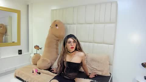 Snapshot of lis_pearson chatting on 21, 12, 2025 Lis online show from 21, 12, 2025