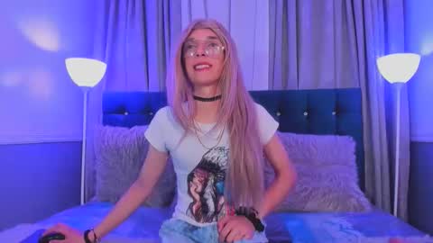 Snapshot of lis_pearson chatting on 3, 2, 2026 Lis online show from 3, 2, 2026