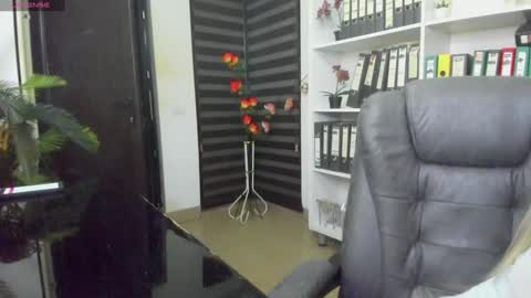 lisa online show from 18, 10, 2025