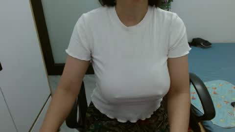 Snapshot of lisa_1011 chatting on 11, 7, 2026 lisa_1011 online show from 11, 7, 2026