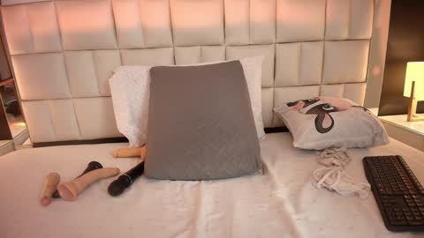 Lisa online show from 3, 2, 2025