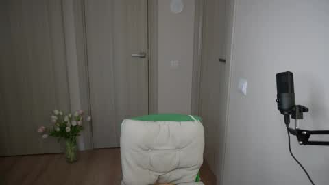 lisa_graham online show from 21, 10, 2025