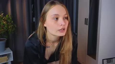 Elisabeth or Lisa online show from 23, 9, 2025