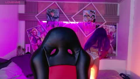 lisa_sparkleee online show from 25, 6, 2026