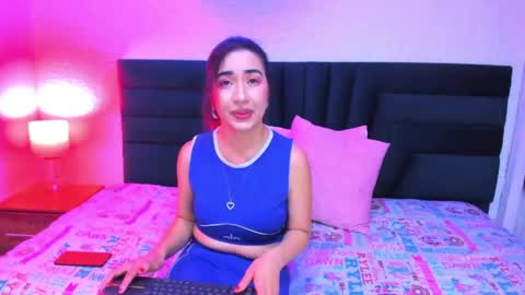 Snapshot of lisa_white_ chatting on 18, 4, 2026 lisa white online show from 18, 4, 2026