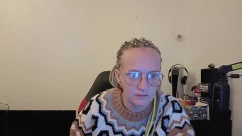 Snapshot of lisaathomass chatting on 16, 4, 2026 Lisa and Thomas online show from 16, 4, 2026