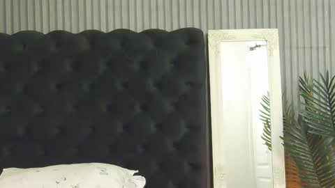 SofiaHanson online show from 19, 10, 2025