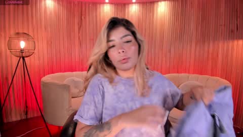Snapshot of lisamonroe_ chatting on 6, 2, 2025 LISA MONROE online show from 6, 2, 2025