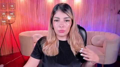 Snapshot of lisamonroe_ chatting on 9, 2, 2025 LISA MONROE online show from 9, 2, 2025