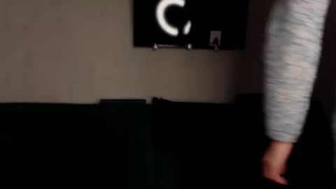 Kris Maks online show from 1, 3, 2025